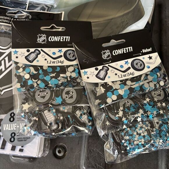 NHL Hockey Party Pack - Picture 3 of 6